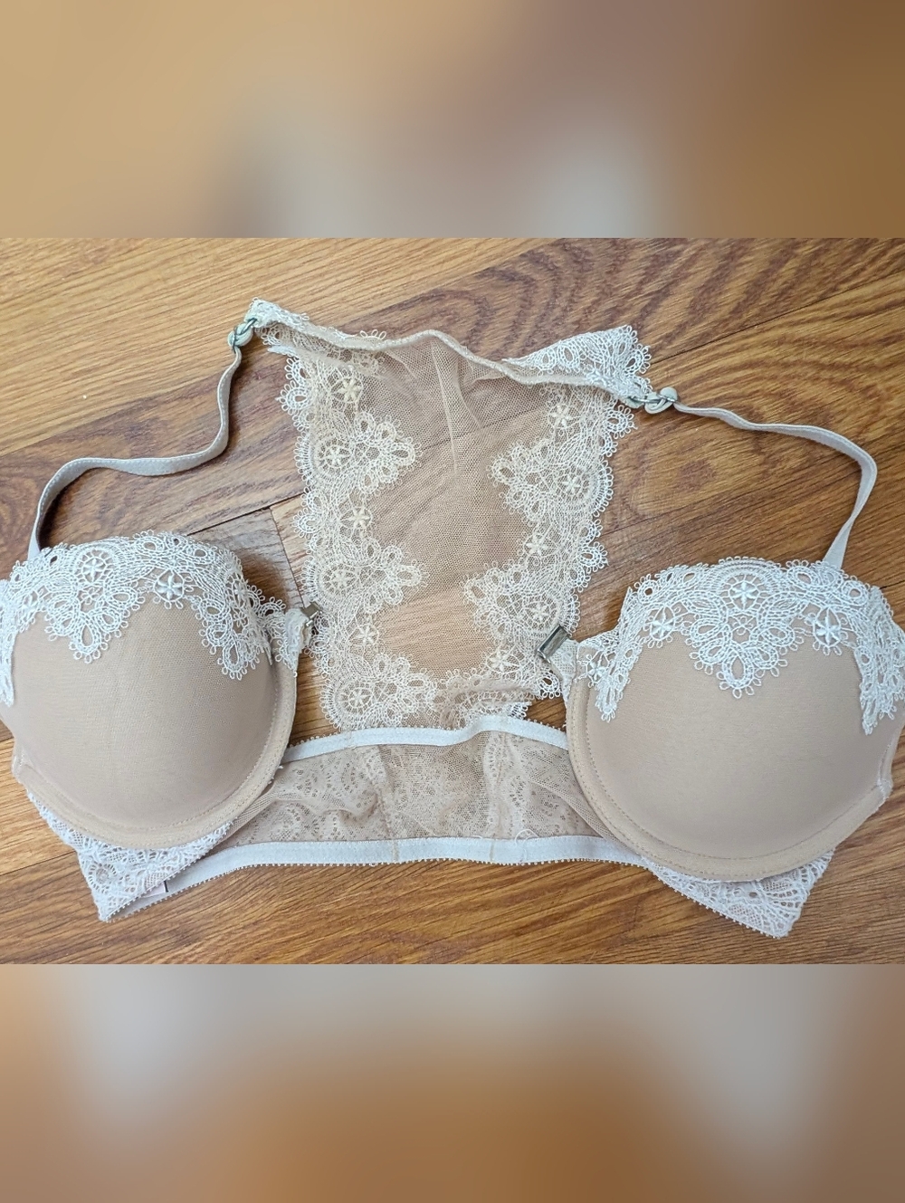 Victoria's Secret Dream Angels Underwire Lined Lace Demi Front Clasp Push-Up Bra